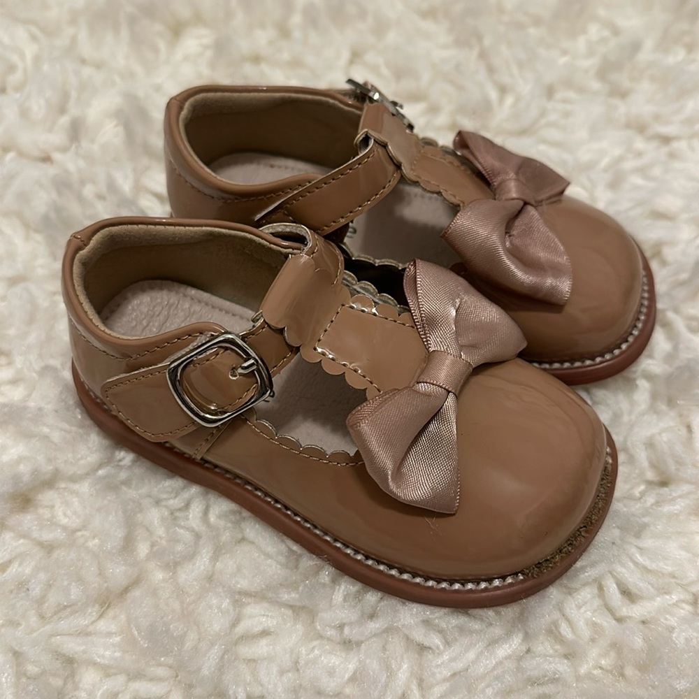 Toddler shoes
